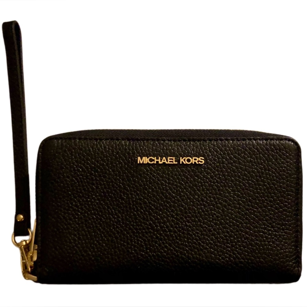 NWT - MICHAEL KORS Jet Set Black Leather Smartphone Wristlet
